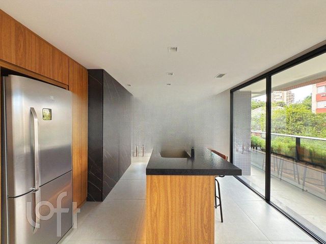 Apartamento com 102m², 3 dormitórios, 1 suíte, 2 vagas, Menino Deus em Porto Alegre
