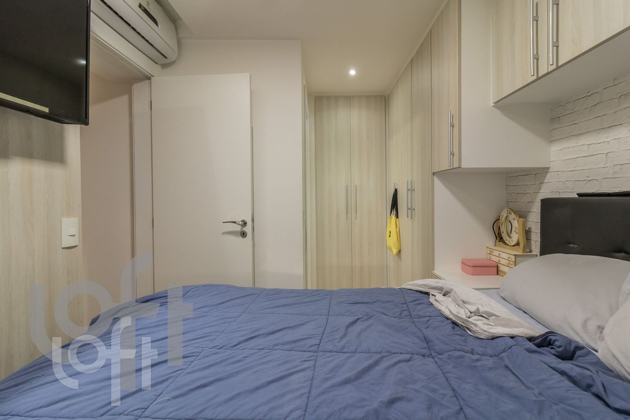 Apartamento à venda com 2 quartos, 62m² - Foto 7