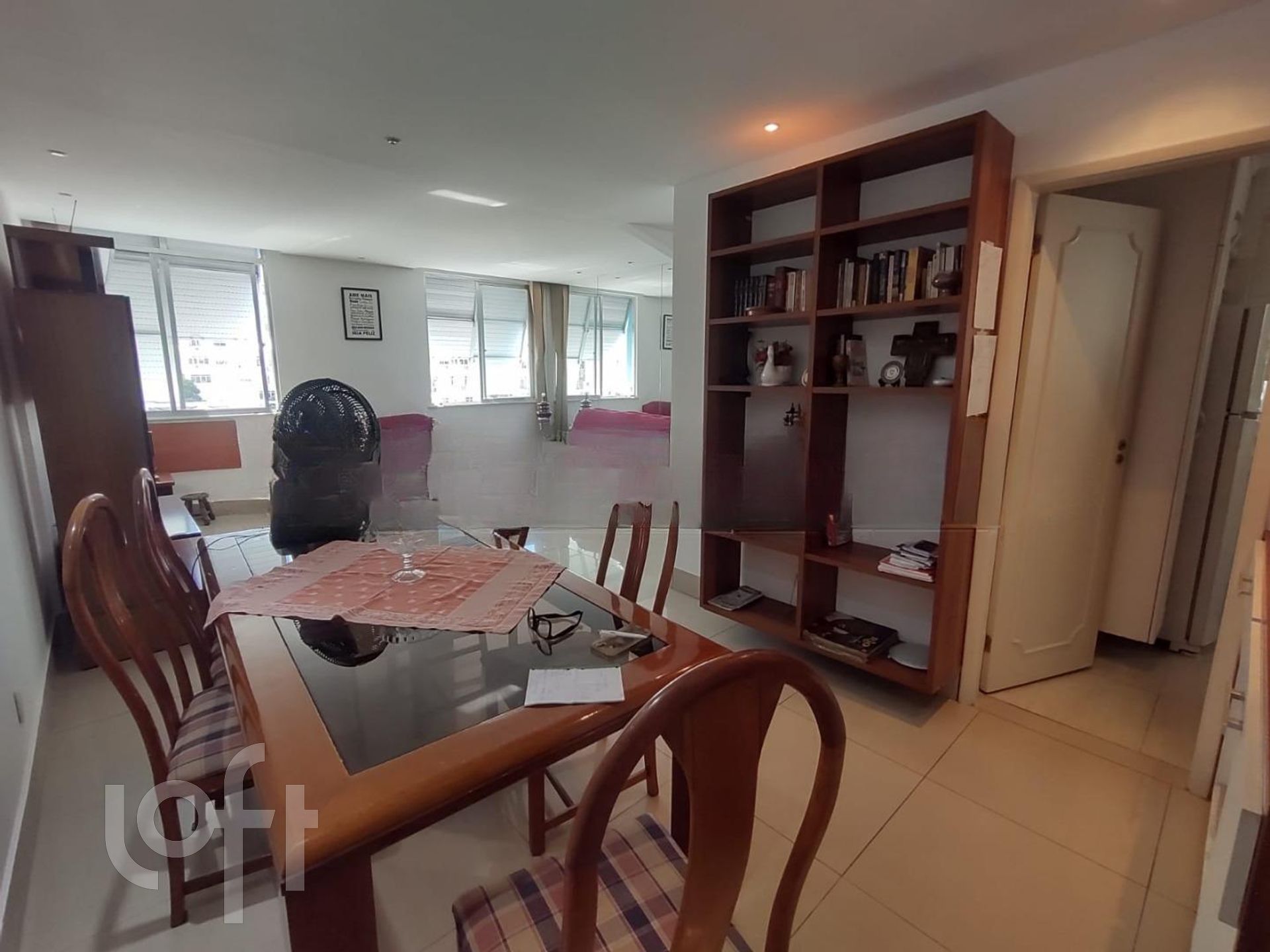 Apartamento à venda com 2 quartos, 95m² - Foto 1