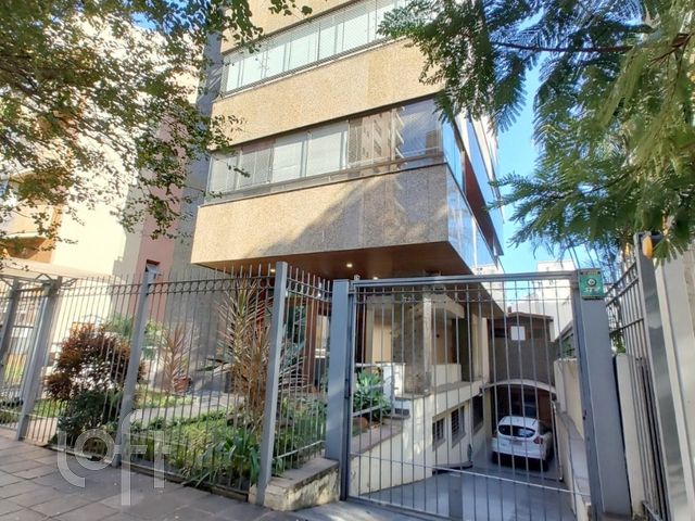 Apartamento com 267m², 3 dormitórios, 1 suíte, 3 vagas, Petrópolis em Porto Alegre