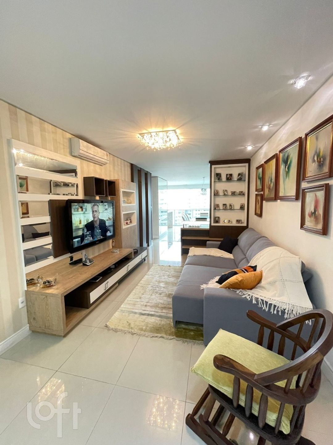 Apartamentos com 140m², 3 quartos, 1 suíte, 4 garagens, no bairro Pioneiros em Balneário Camboriú