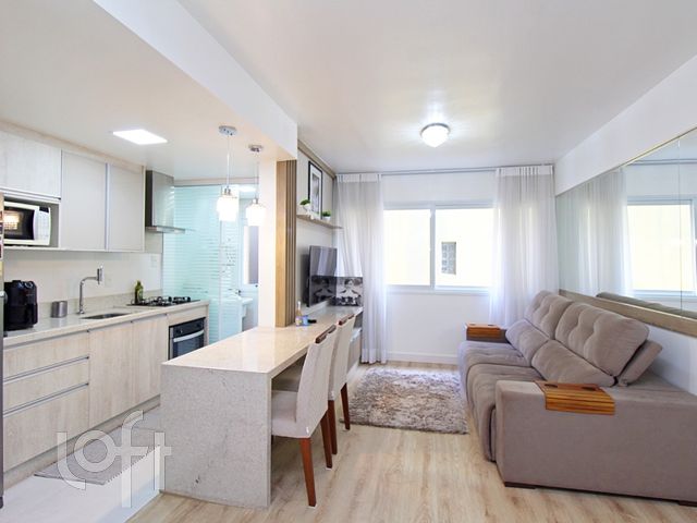 Apartamento com 65m², 2 dormitórios, 1 suíte, 2 vagas, Higienópolis em Porto Alegre