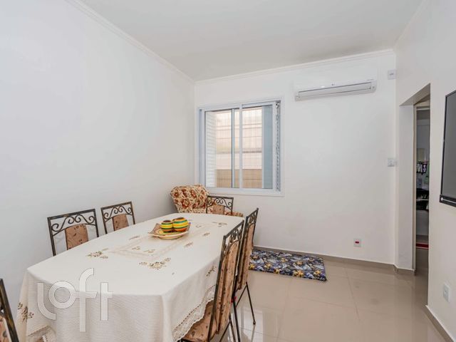 Apartamento com 64m², 2 dormitórios, 1 vaga, Menino Deus em Porto Alegre