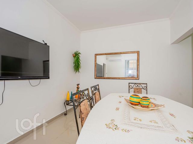 Apartamento com 64m², 2 dormitórios, 1 vaga, Menino Deus em Porto Alegre