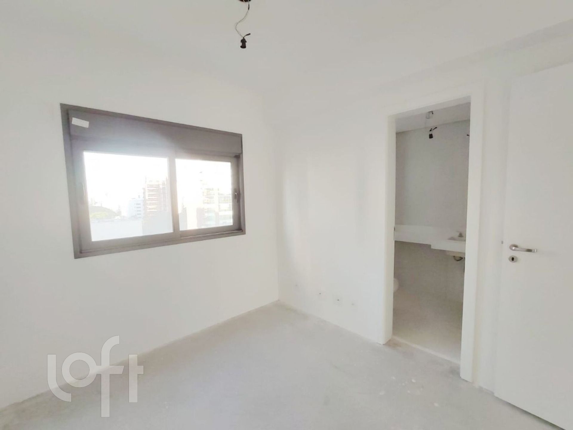 Apartamento à venda com 4 quartos, 193m² - Foto 13