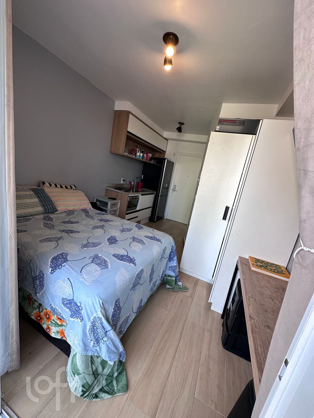 Apartamento à venda com 1 quarto, 23m² - Foto 2