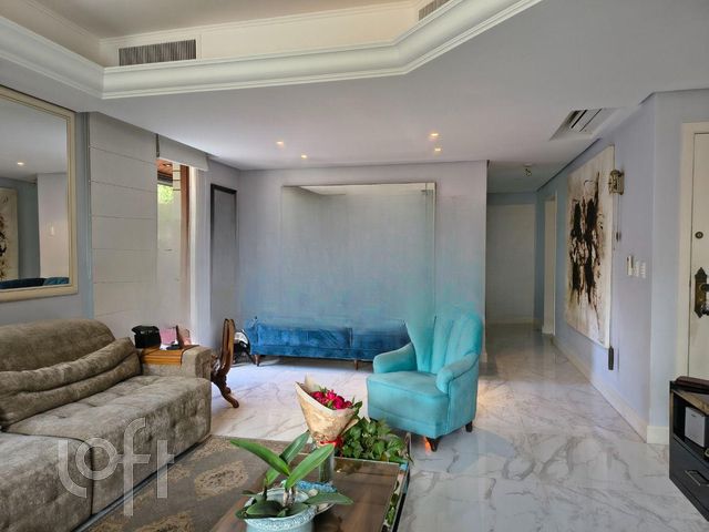 Apartamento com 182m², 4 dormitórios, 1 suíte, 2 vagas, Bela Vista em Porto Alegre