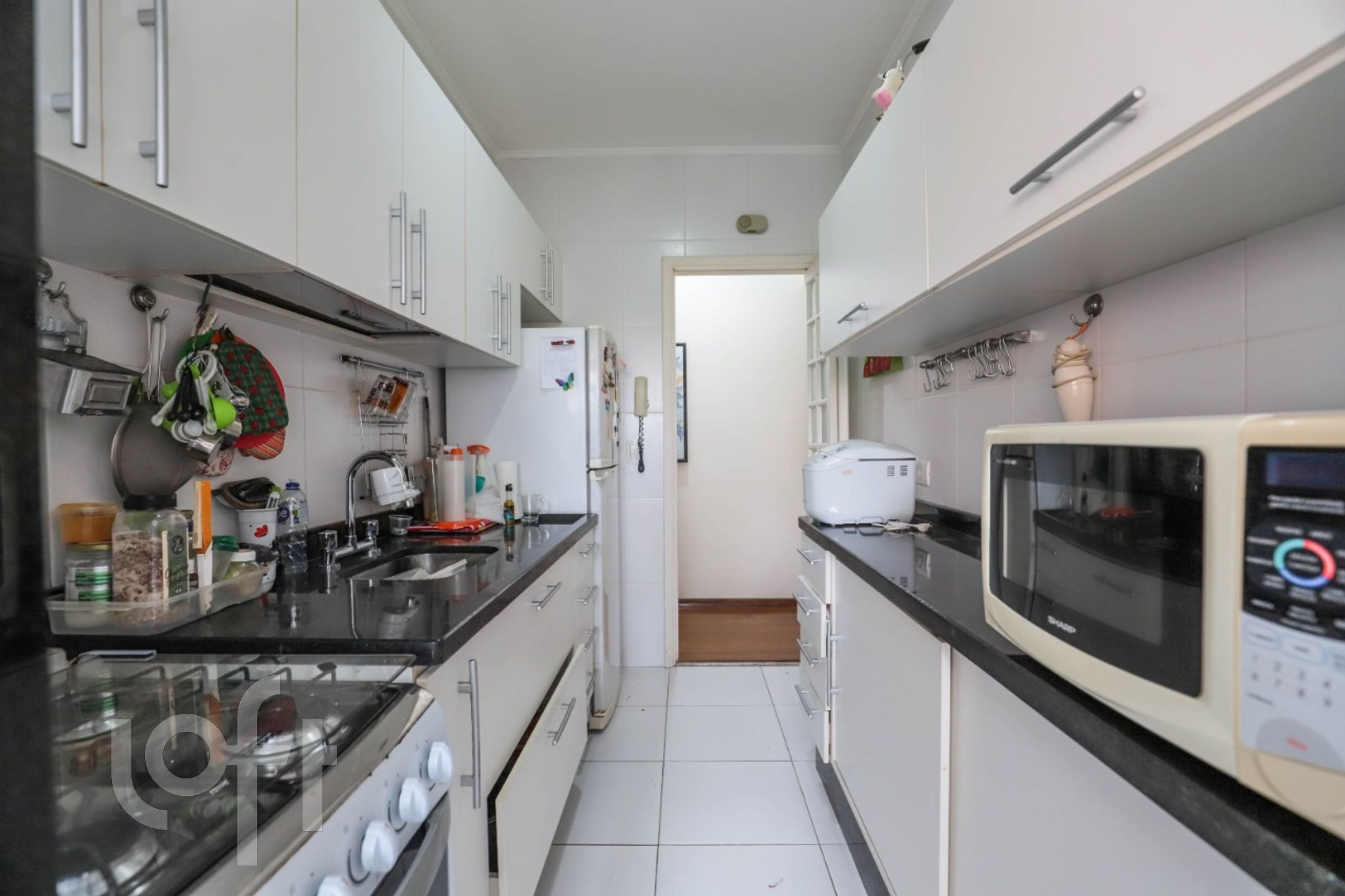 Apartamento à venda com 3 quartos, 70m² - Foto 4