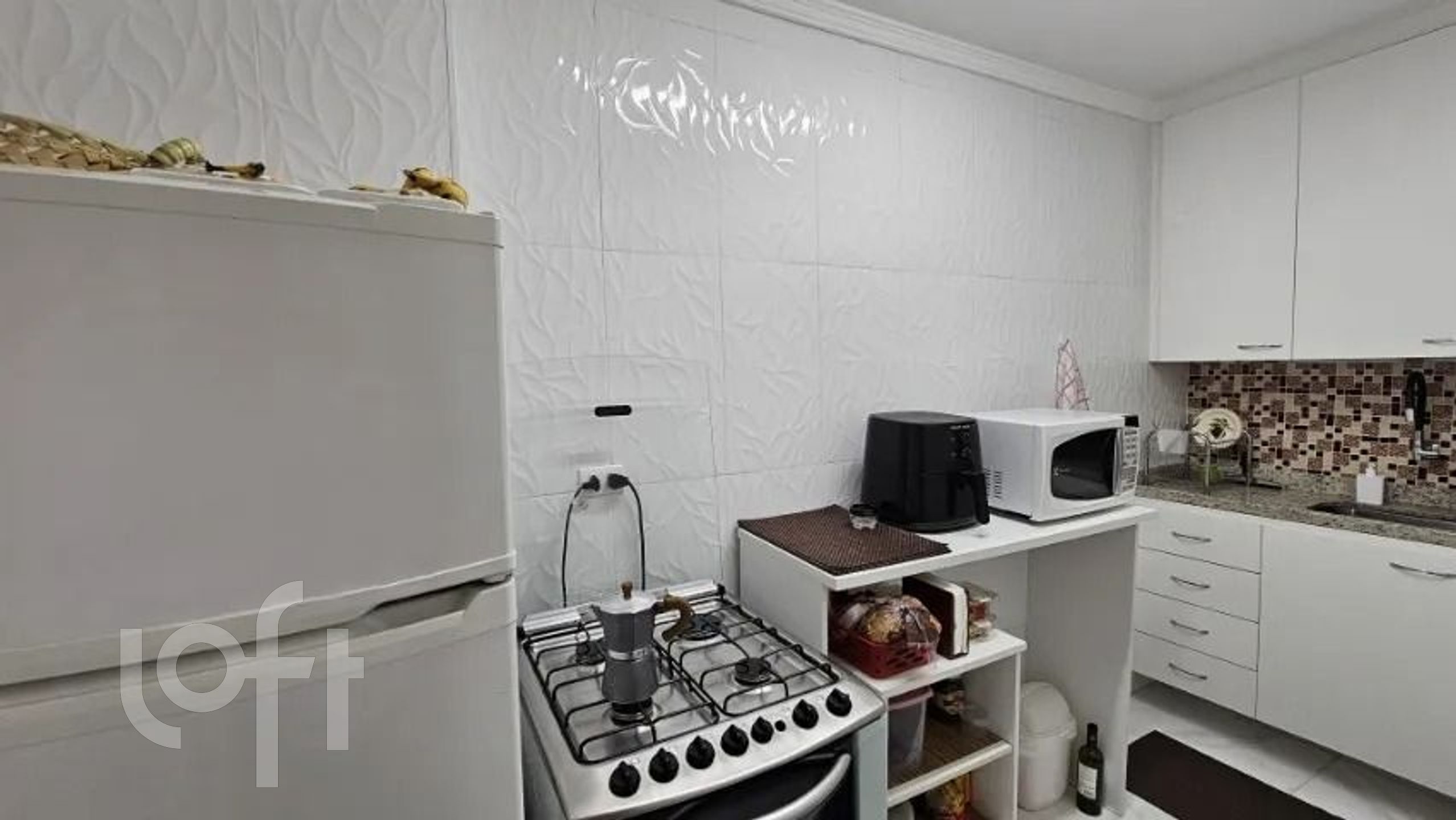 Apartamento à venda com 1 quarto, 93m² - Foto 3