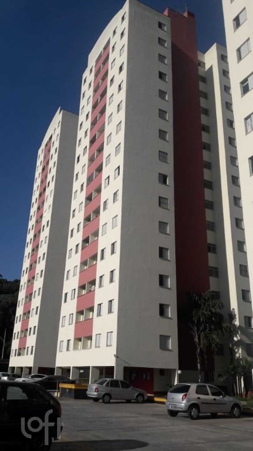 Apartamento à venda com 3 quartos, 50m² - Foto 7