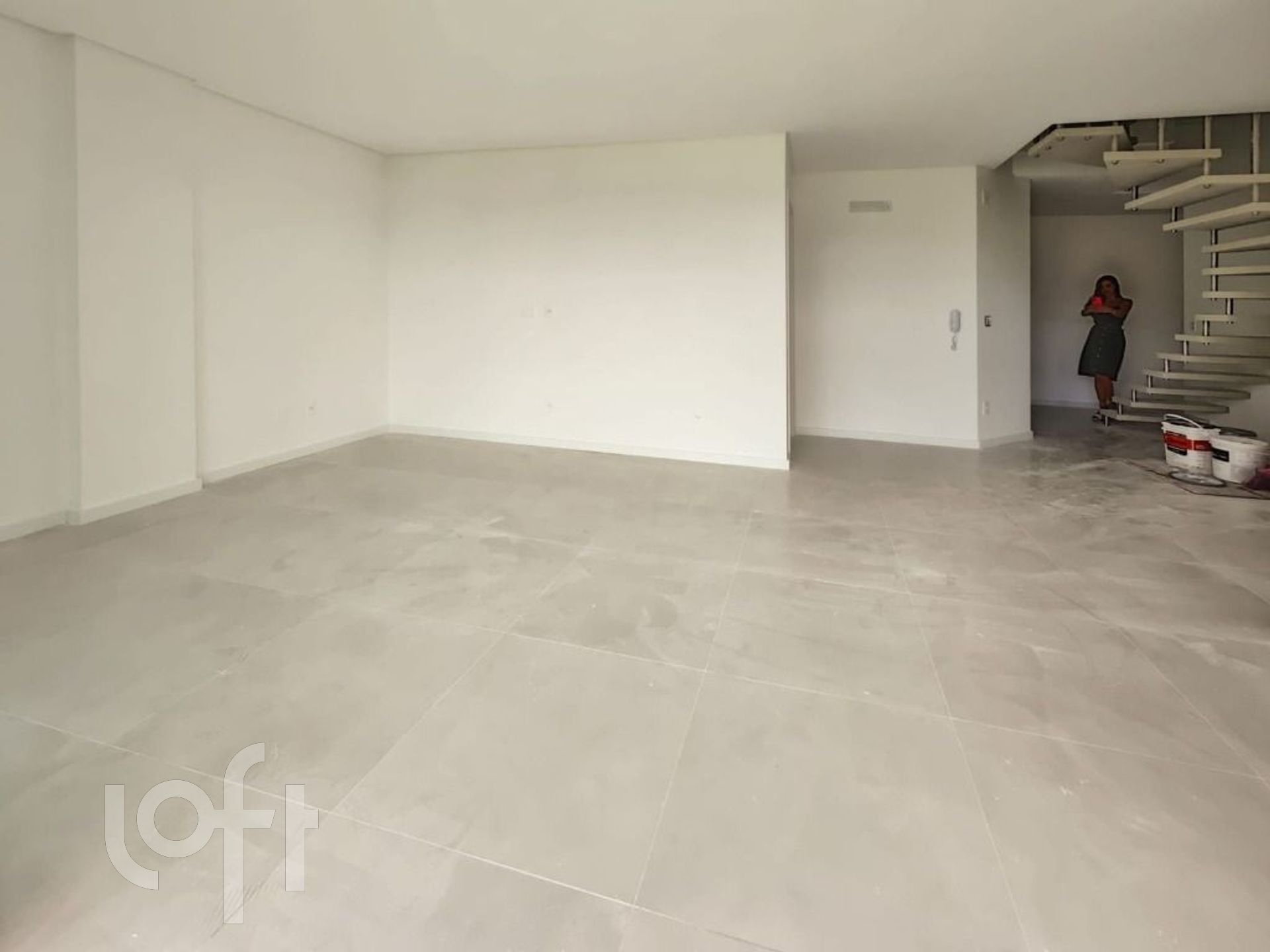 Apartamentos com 136m², 3 quartos, 1 suíte, 2 garagens, no bairro João Paulo em Florianópolis