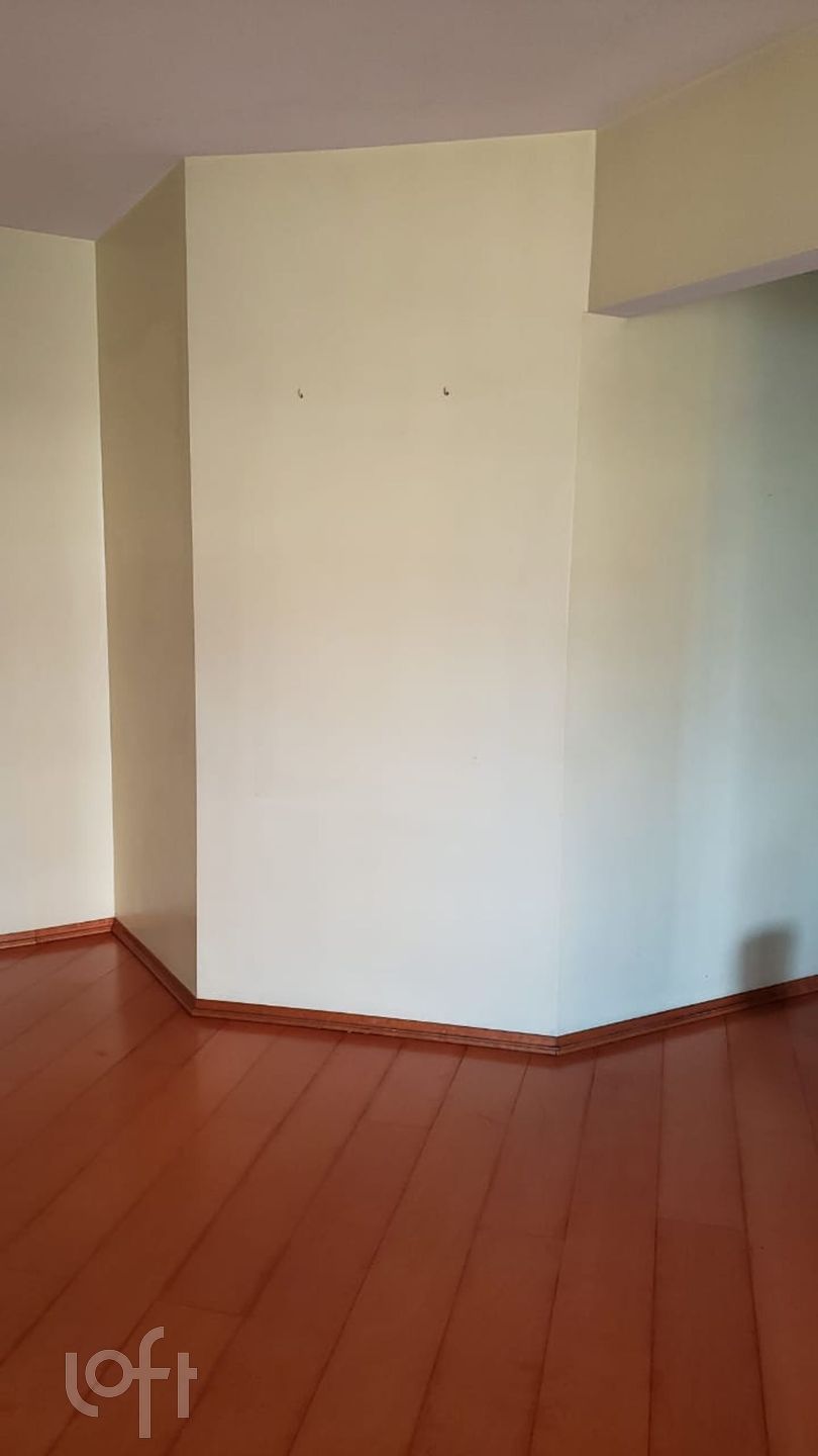 Apartamento à venda com 3 quartos, 74m² - Foto 1