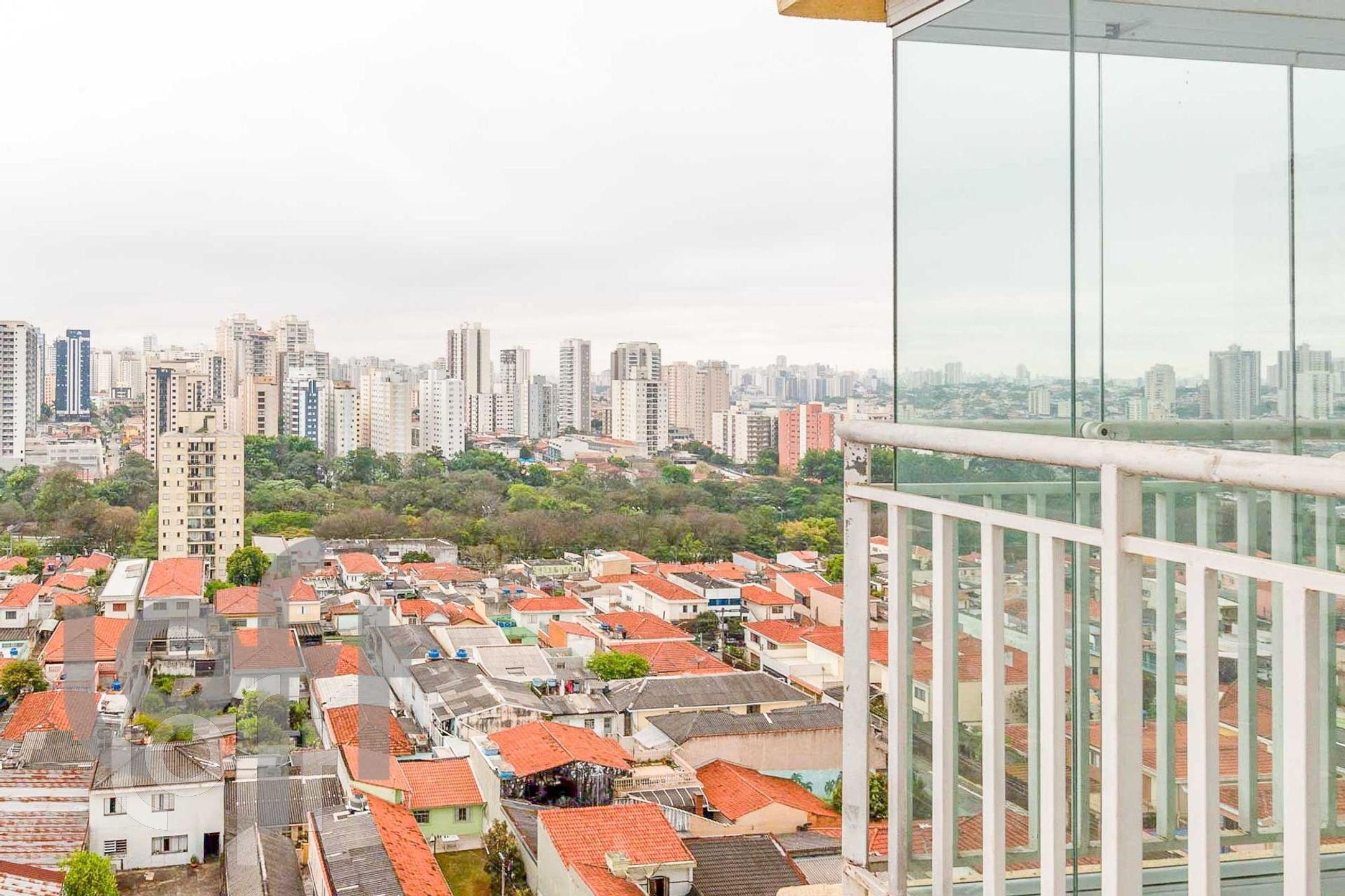 Apartamento à venda com 2 quartos, 67m² - Foto 4