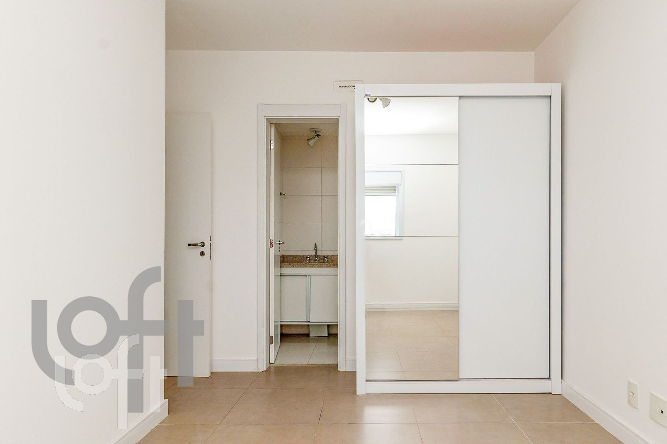 Apartamento à venda com 2 quartos, 67m² - Foto 7