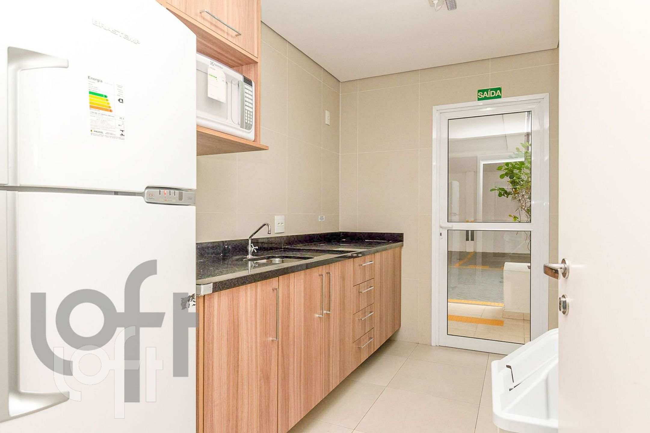 Apartamento à venda com 2 quartos, 67m² - Foto 31