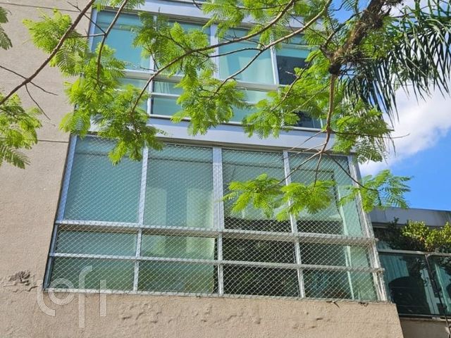 Apartamento com 83m², 2 dormitórios, 2 suítes, 1 vaga, Petrópolis em Porto Alegre