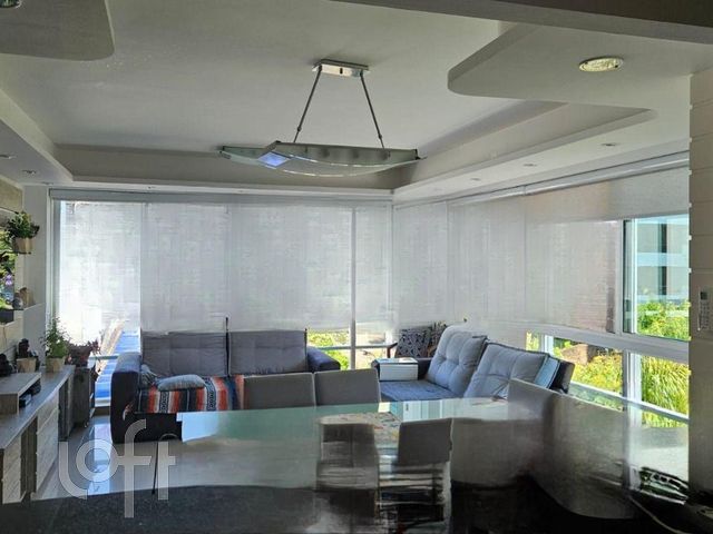 Apartamento com 83m², 2 dormitórios, 2 suítes, 1 vaga, Petrópolis em Porto Alegre