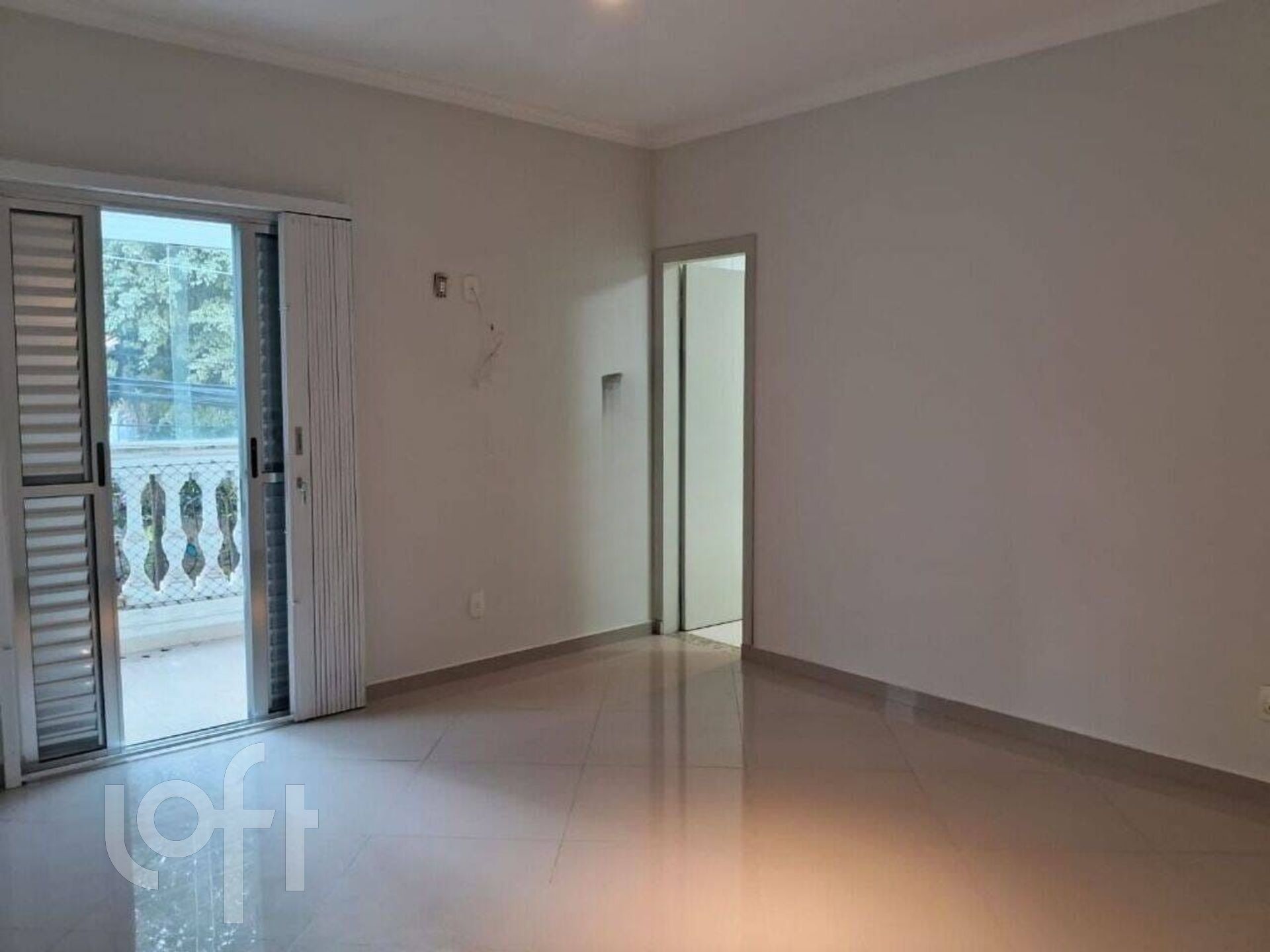 Casa à venda com 3 quartos, 211m² - Foto 7