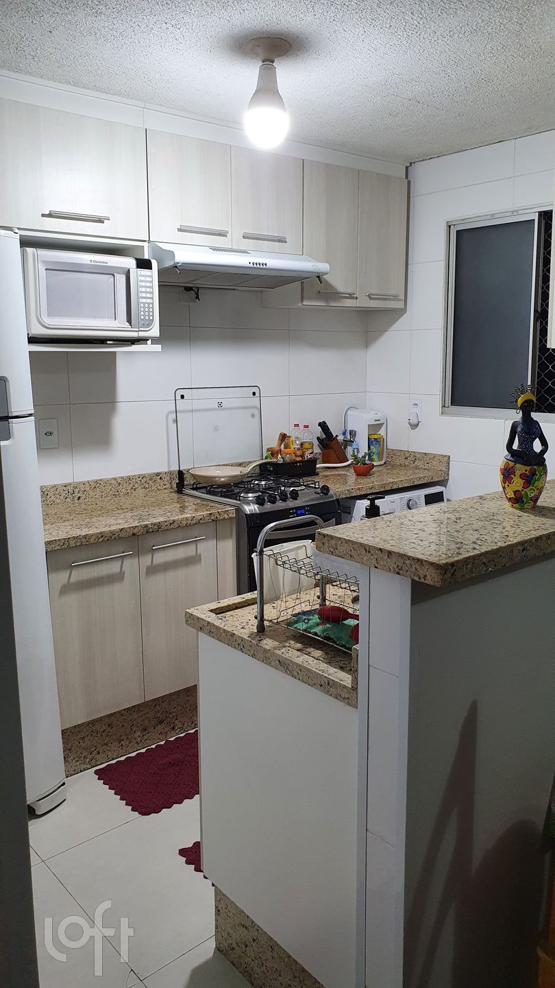 Apartamento à venda com 2 quartos, 41m² - Foto 11