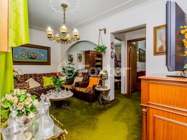 Apartamento com 113m², 4 dormitórios, Vila Ipiranga em Porto Alegre
