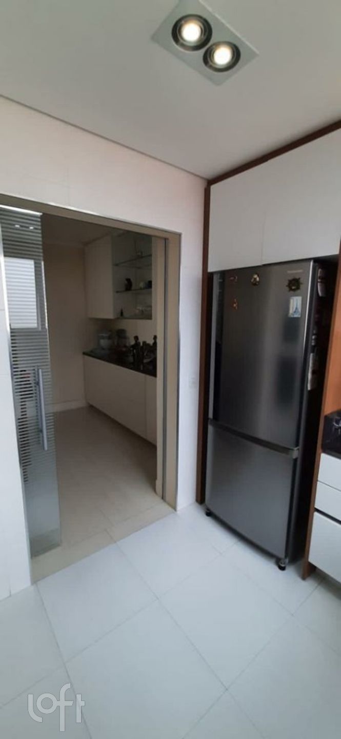 Apartamento à venda com 4 quartos, 172m² - Foto 17