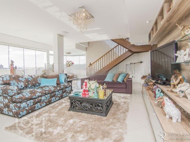 Apartamento com 453m², 4 dormitórios, 4 suítes, 4 vagas, Rio Branco em Porto Alegre