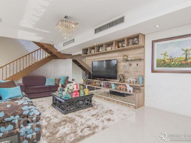 Apartamento com 453m², 4 dormitórios, 4 suítes, 4 vagas, Rio Branco em Porto Alegre