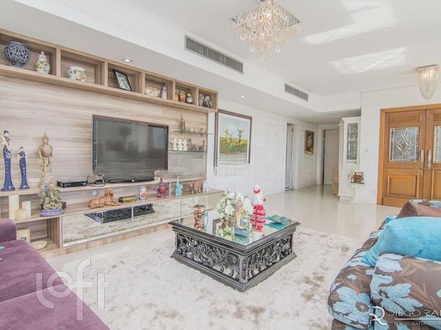 Apartamento com 453m², 4 dormitórios, 4 suítes, 4 vagas, Rio Branco em Porto Alegre
