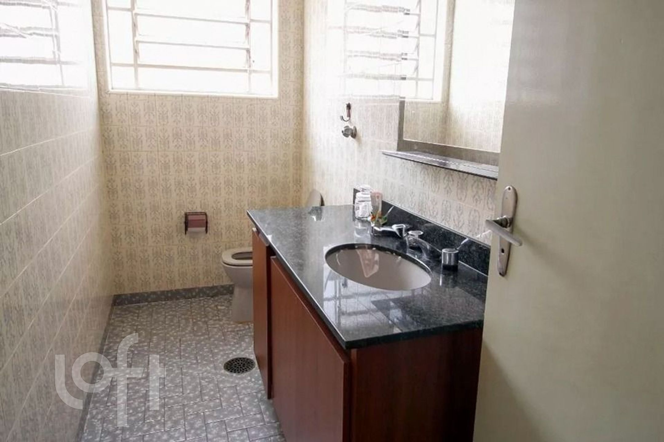 Imagem da propriedade PUdwyuhi 48
