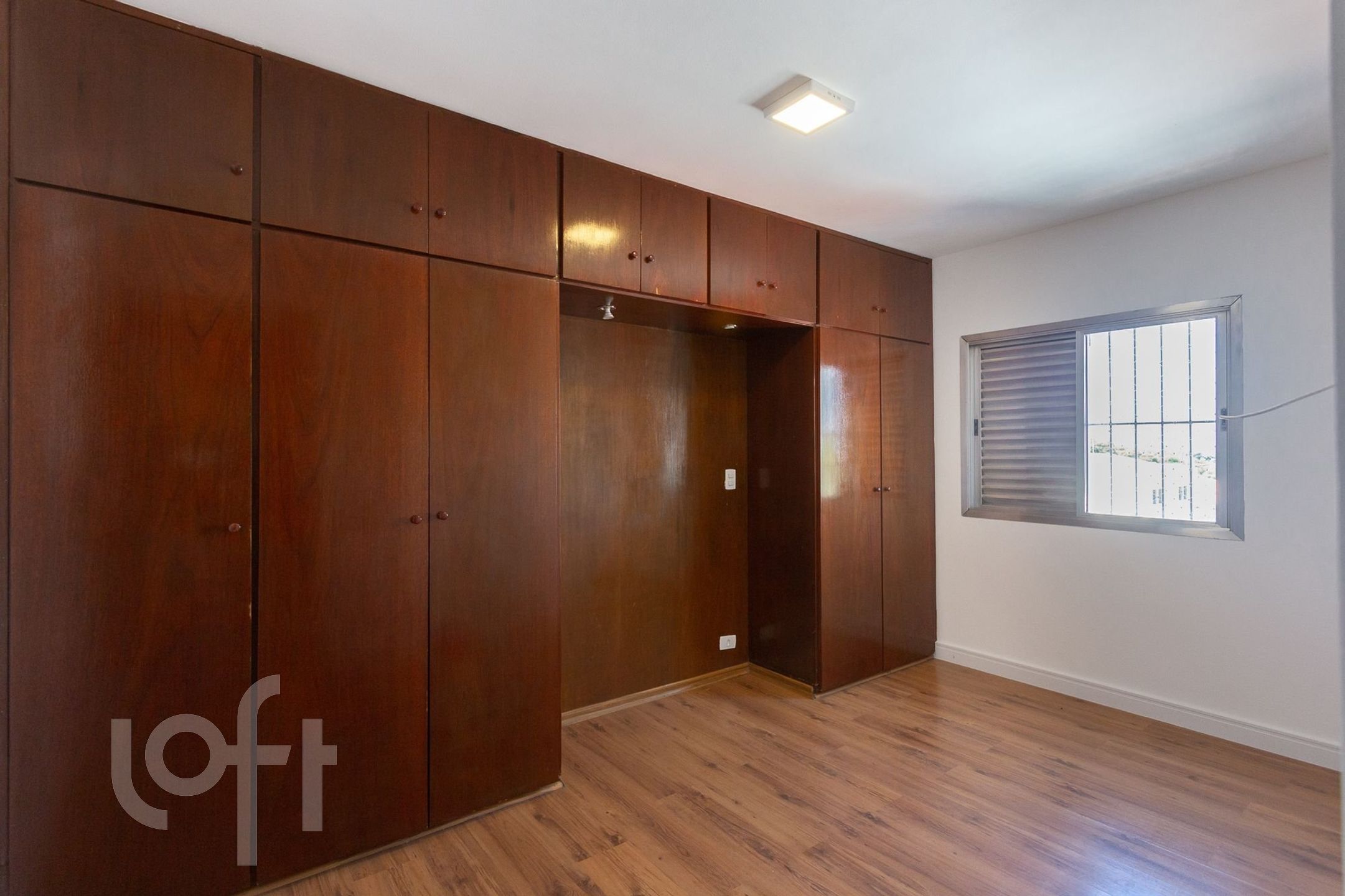 Apartamento à venda com 2 quartos, 61m² - Foto 9