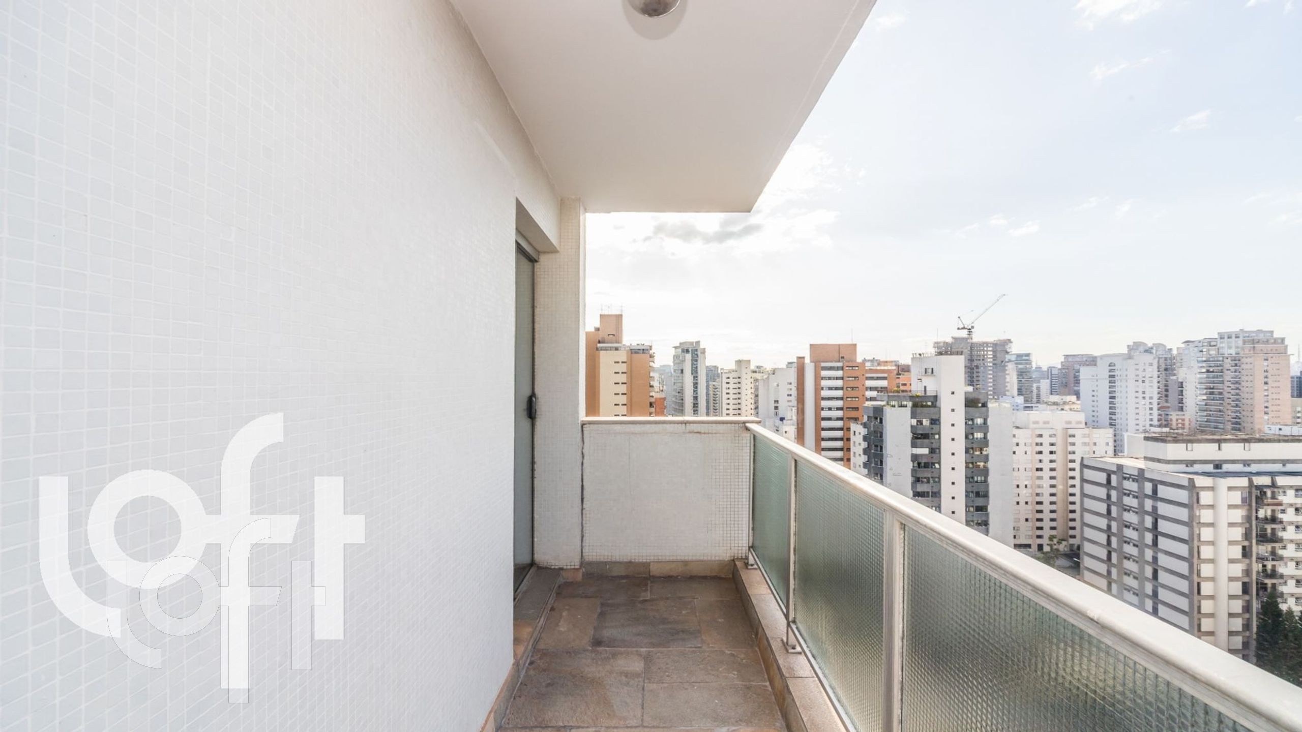 Apartamento à venda com 3 quartos, 262m² - Foto 8