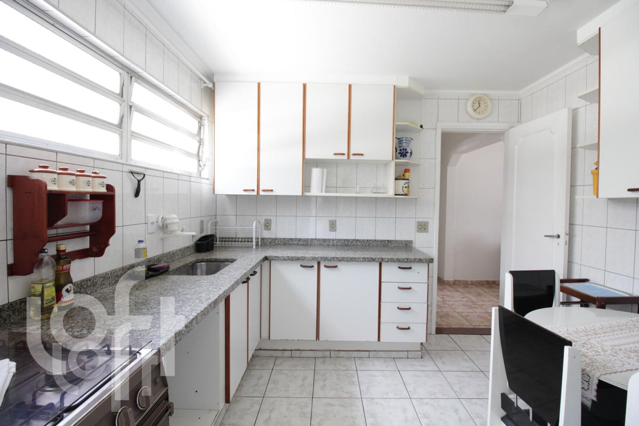 Apartamento à venda com 3 quartos, 96m² - Foto 11