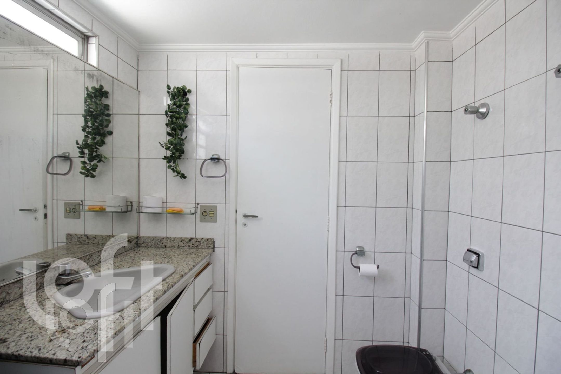 Apartamento à venda com 3 quartos, 96m² - Foto 4