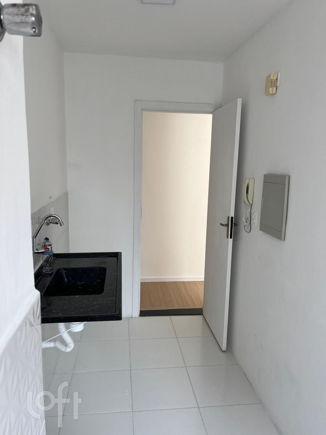 Apartamento à venda com 1 quarto, 44m² - Foto 8