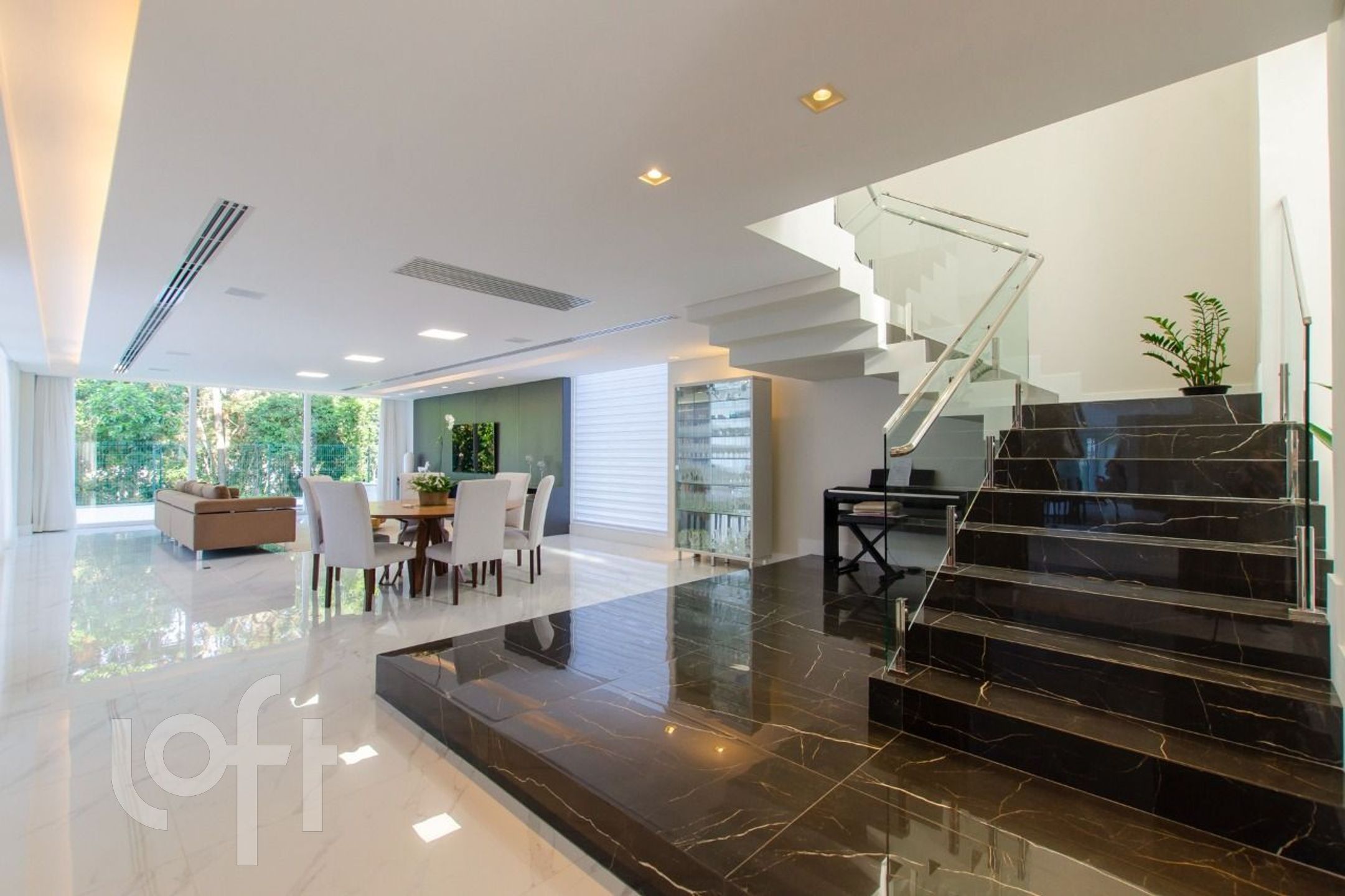 Casa à venda em Cacupé com 942 m², 6 quartos, 5 suítes, 4 vagas