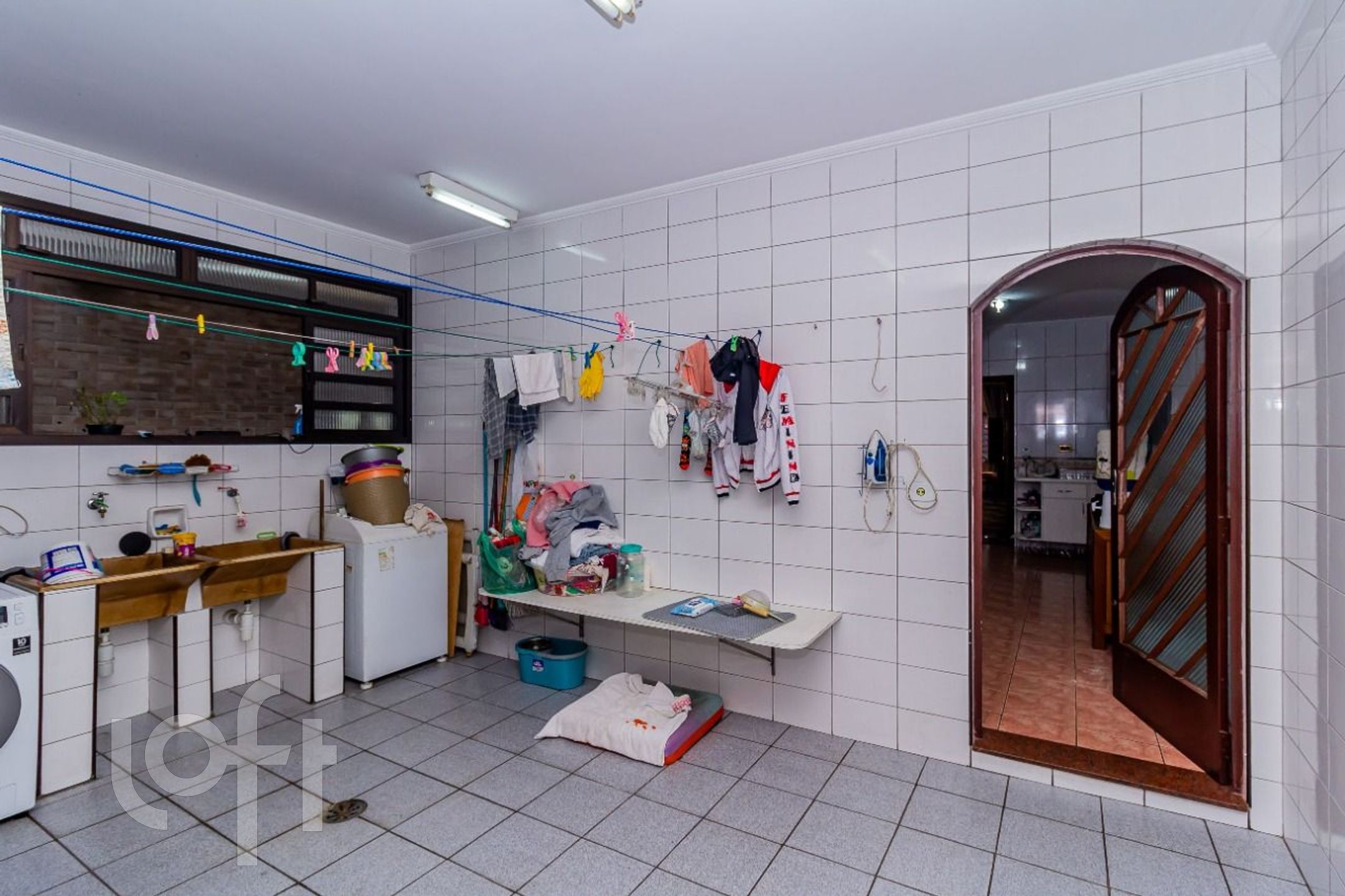 Casa à venda com 4 quartos, 190m² - Foto 32