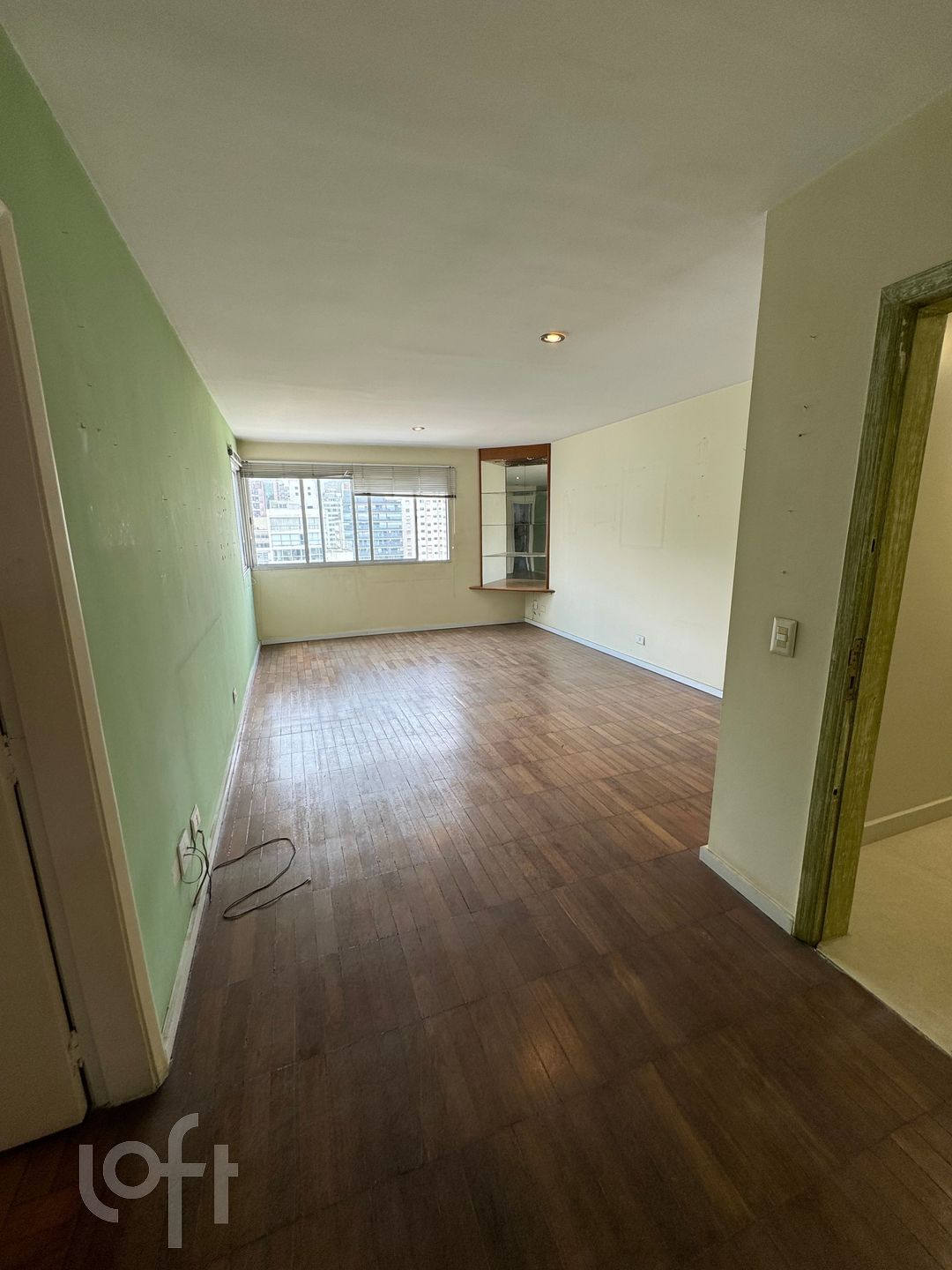 Apartamento à venda com 3 quartos, 113m² - Foto 1