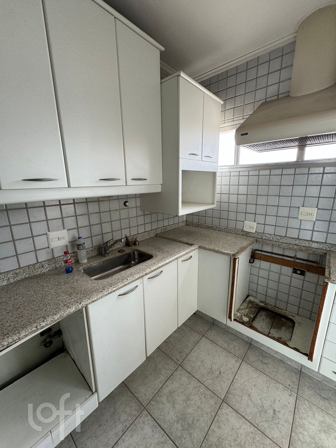 Apartamento à venda com 3 quartos, 113m² - Foto 18