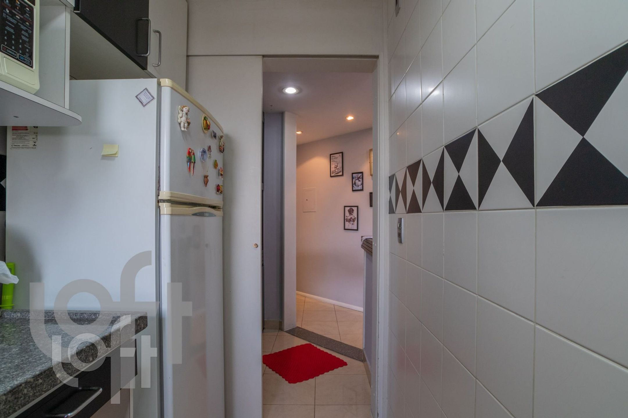 Apartamento à venda com 2 quartos, 67m² - Foto 16