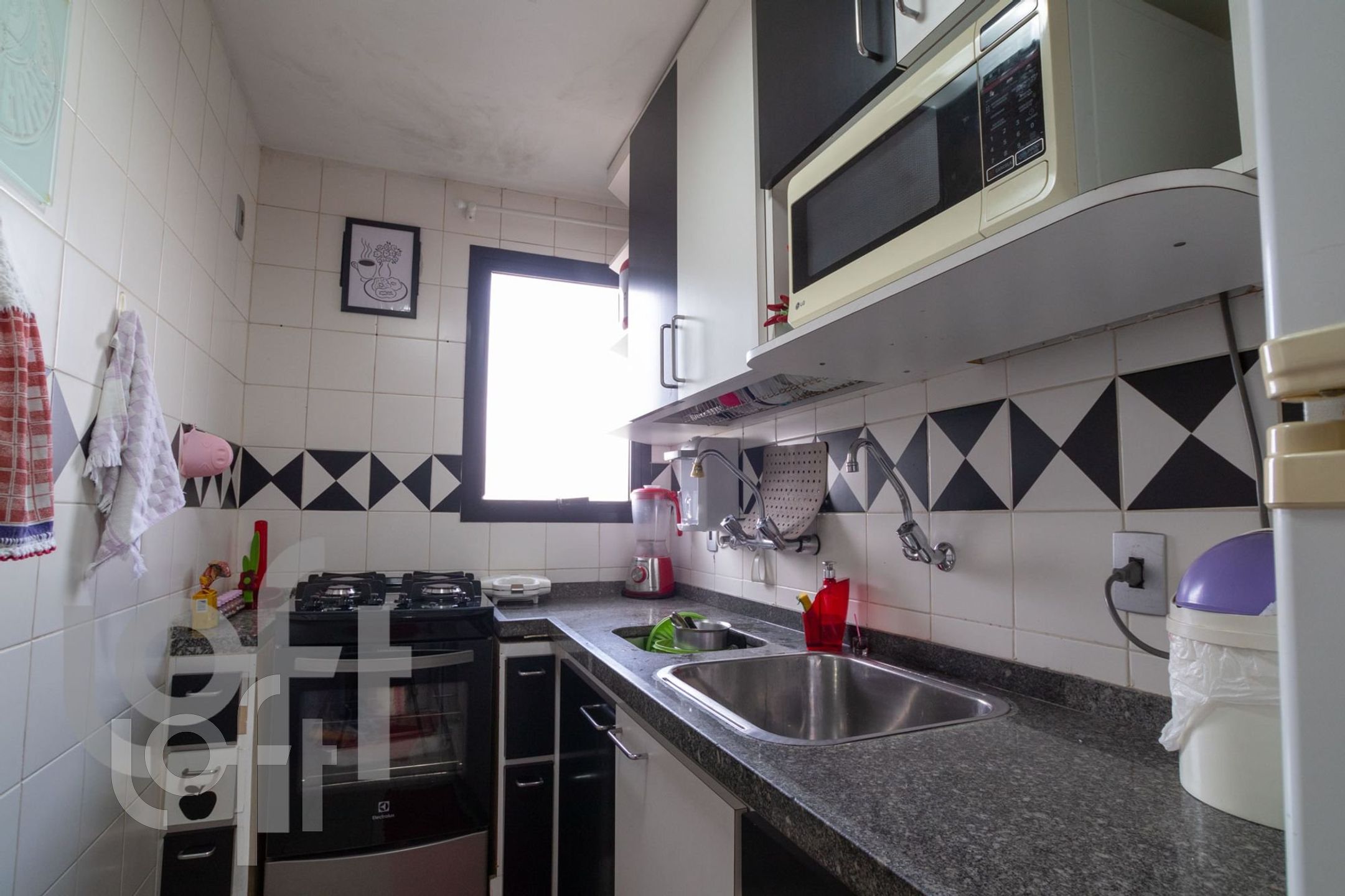 Apartamento à venda com 2 quartos, 67m² - Foto 17