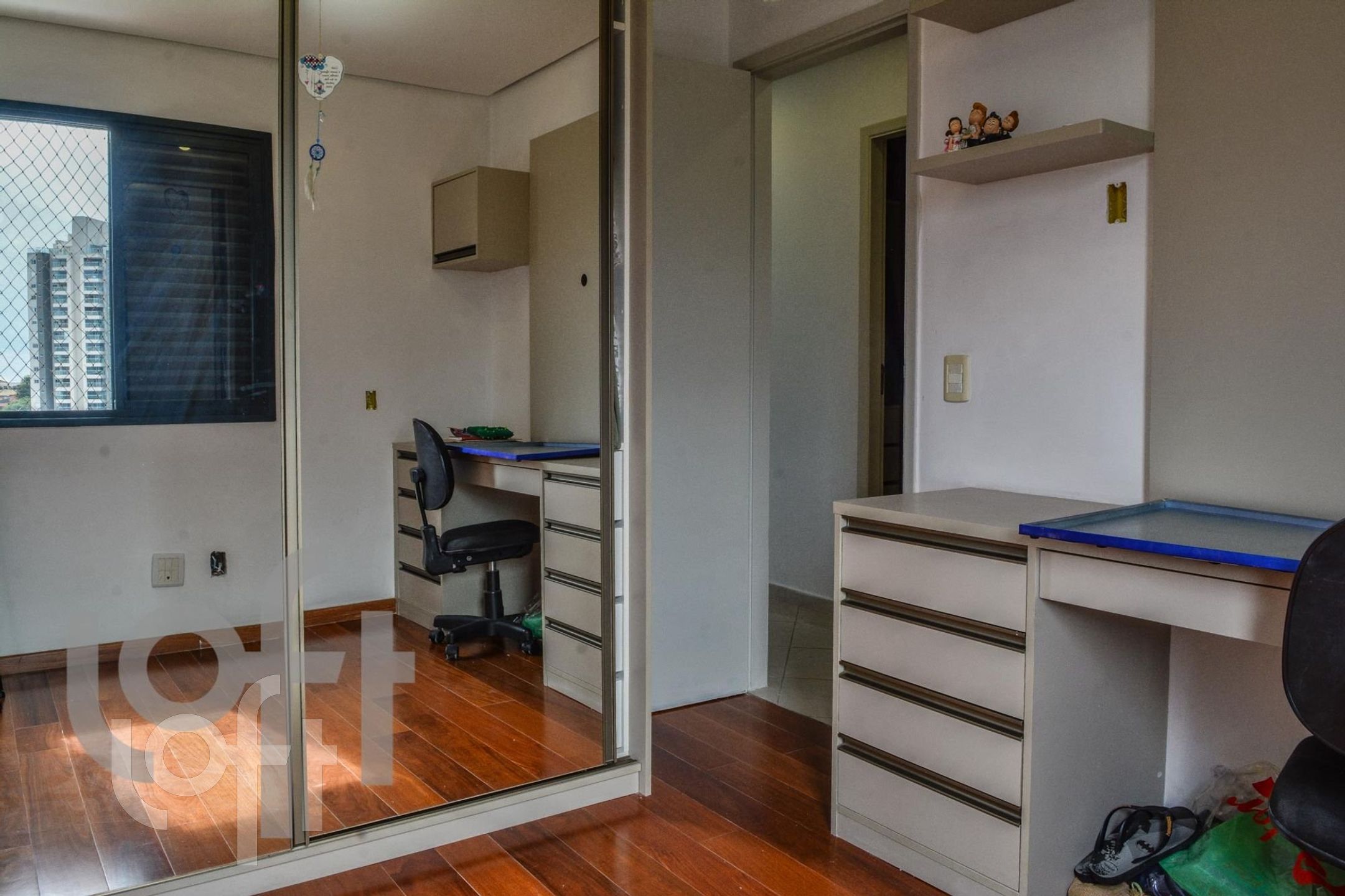 Apartamento à venda com 4 quartos, 198m² - Foto 6