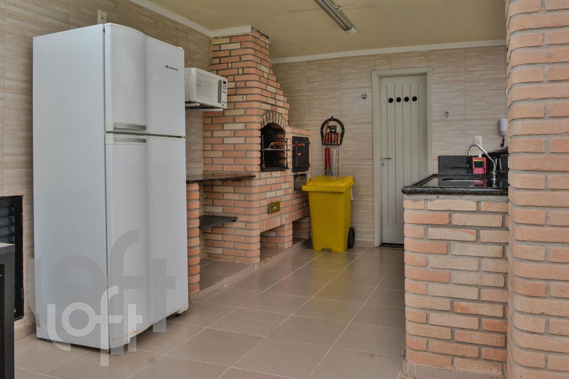 Apartamento à venda com 4 quartos, 198m² - Foto 30