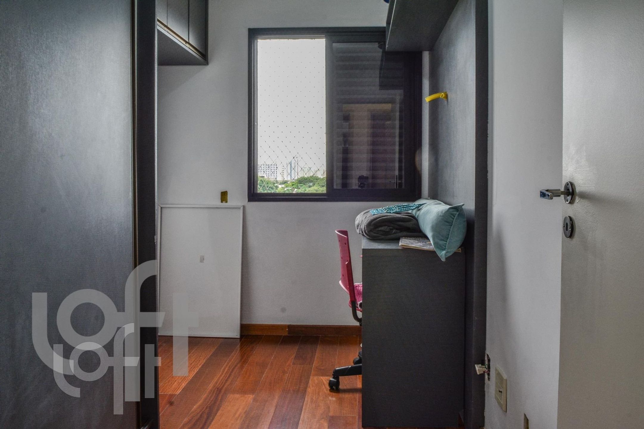 Apartamento à venda com 4 quartos, 198m² - Foto 11