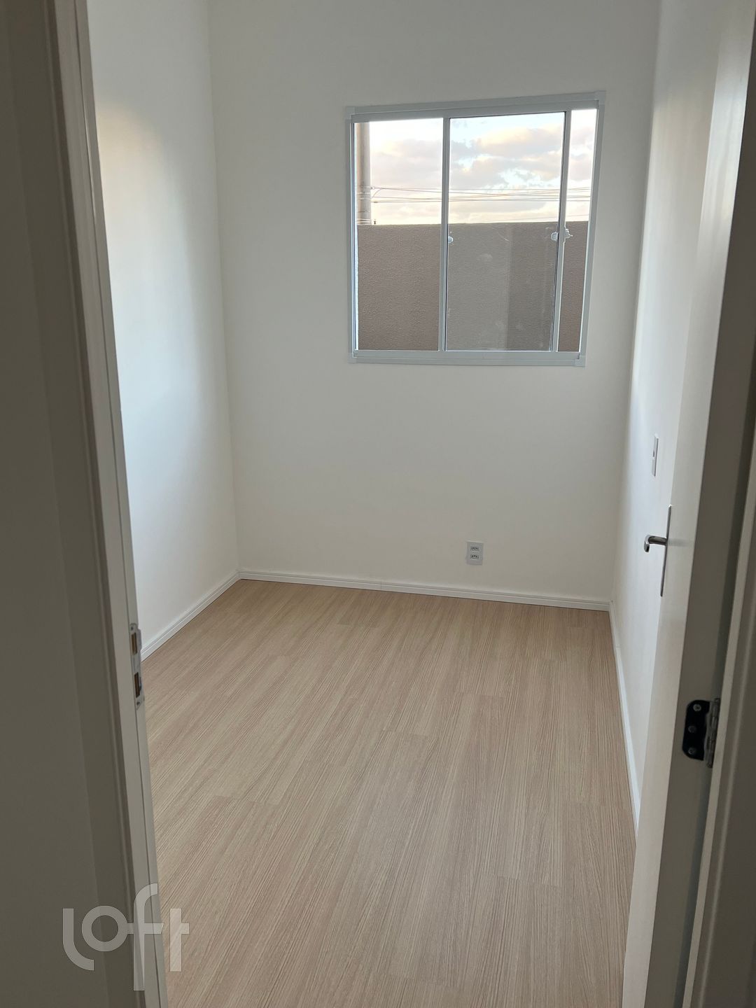 Apartamento à venda com 2 quartos, 67m² - Foto 4