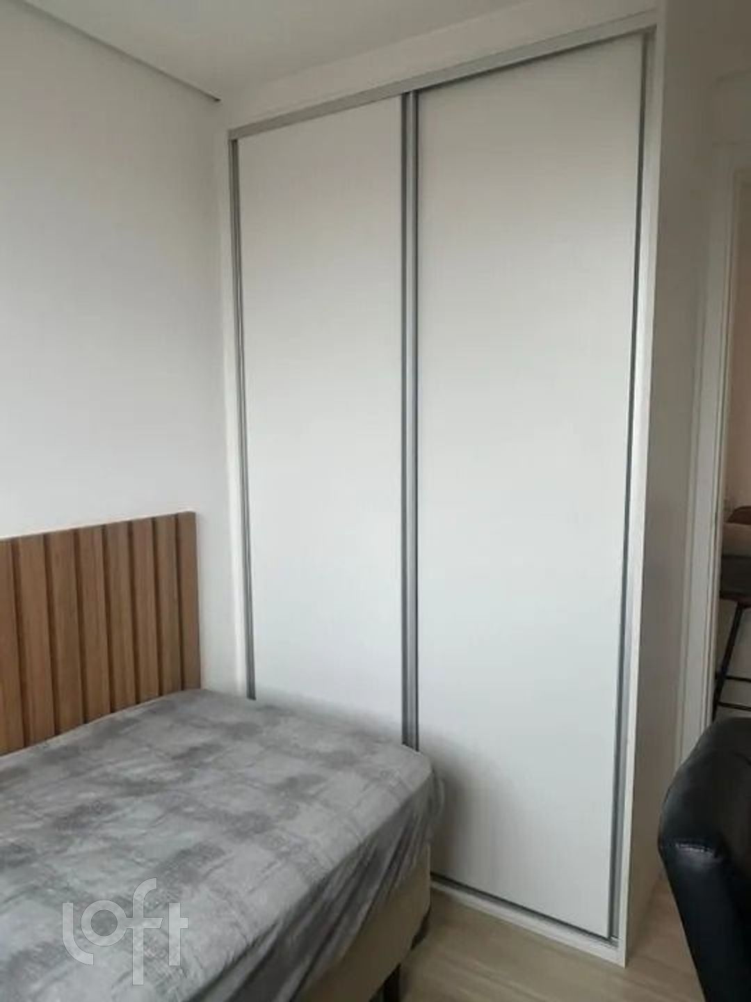 Apartamento à venda com 2 quartos, 40m² - Foto 13