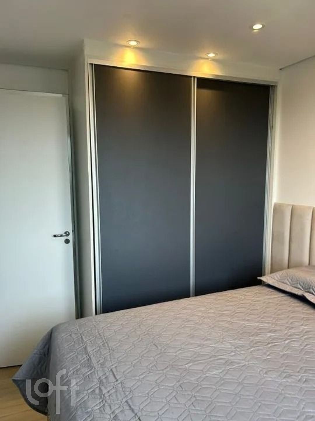 Apartamento à venda com 2 quartos, 40m² - Foto 15