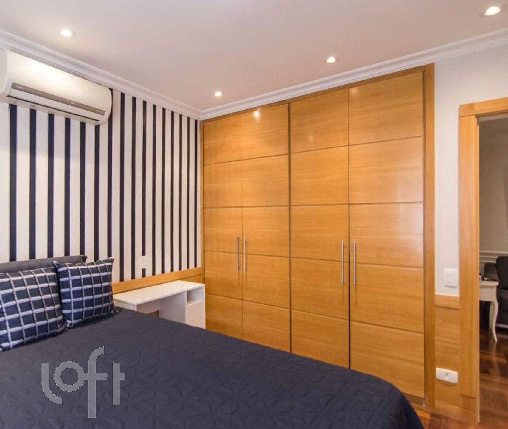 Apartamento à venda com 4 quartos, 298m² - Foto 9