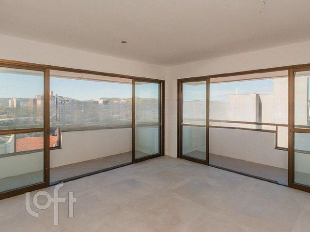 Apartamento com 119m², 3 dormitórios, 1 suíte, 2 vagas, Petrópolis em Porto Alegre