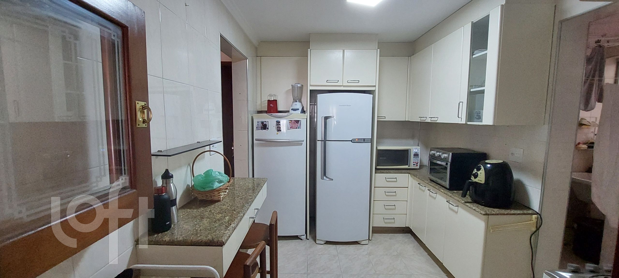 Apartamento à venda com 2 quartos, 70m² - Foto 10