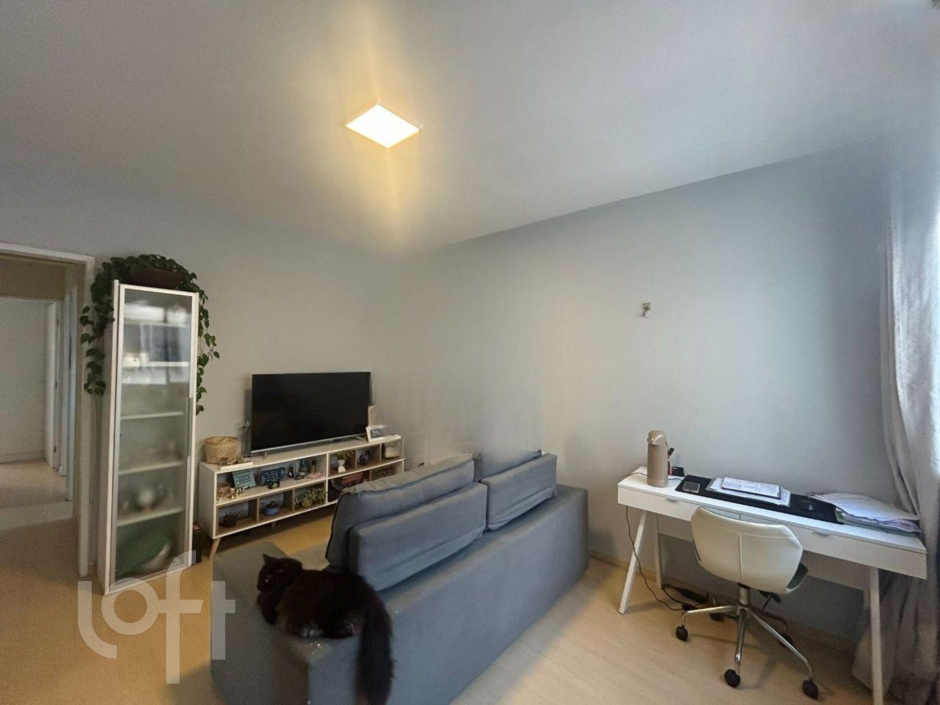 Apartamento à venda em Coqueiros com 75 m², 2 quartos, 1 suíte, 1 vaga
